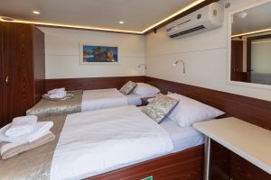 MS Equator Main Deck Twin cabin