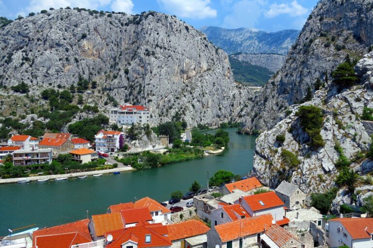 Canyon near Omis, with red rooftops and Cetina river
