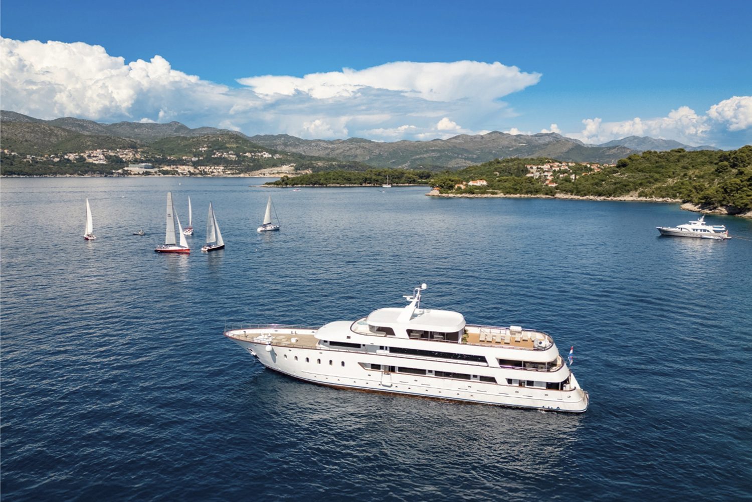 Contessa - Aerial View